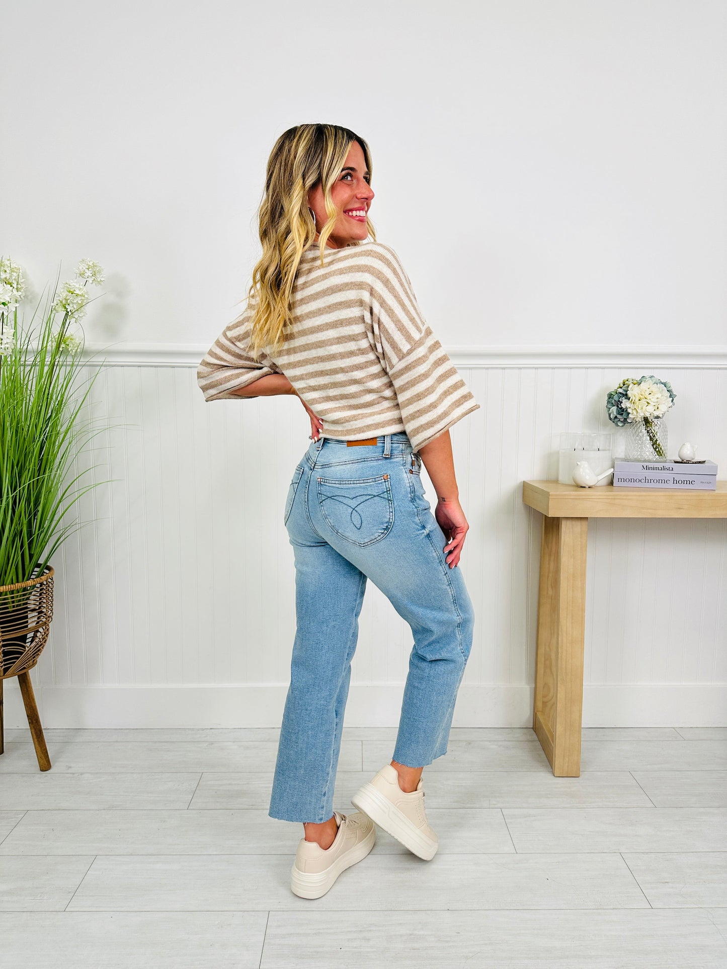 Feel Good Fit Ankle Straight Jeans