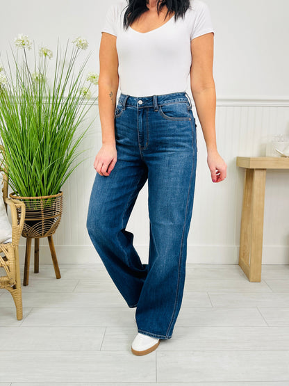 Everyday Ease Baggy Jeans