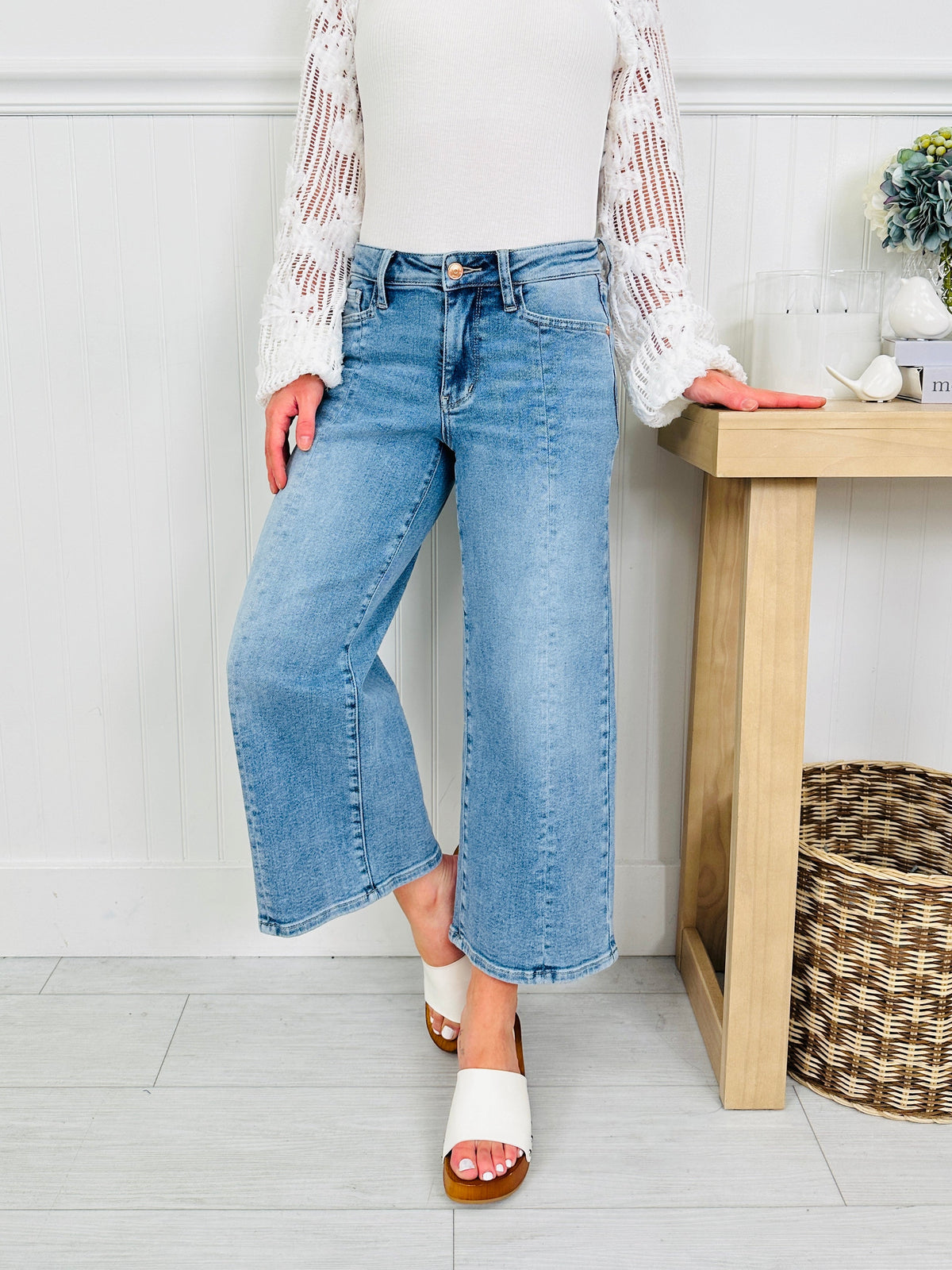 Spring Forward Cropped Wide Leg Jeans