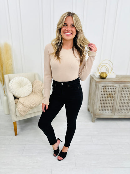The Trifecta 3.0 Tummy Control And Butt Lifting Skinny Jeans in Black in REG/CURVY