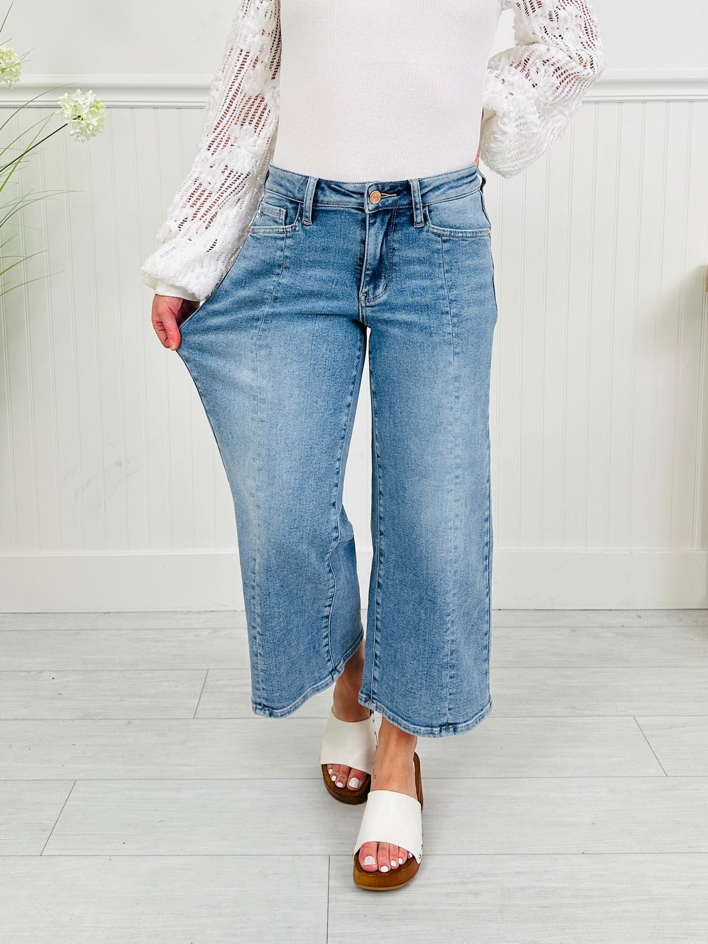 Spring Forward Cropped Wide Leg Jeans