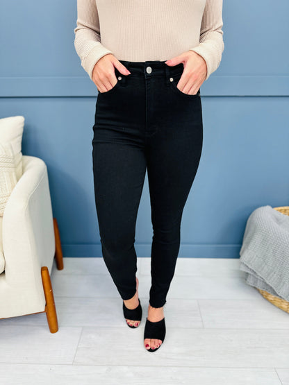 The Trifecta 3.0 Tummy Control And Butt Lifting Skinny Jeans in Black in REG/CURVY