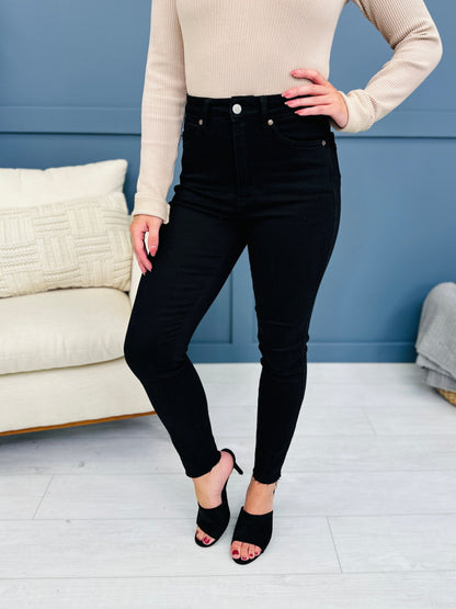 The Trifecta 3.0 Tummy Control And Butt Lifting Skinny Jeans in Black in REG/CURVY