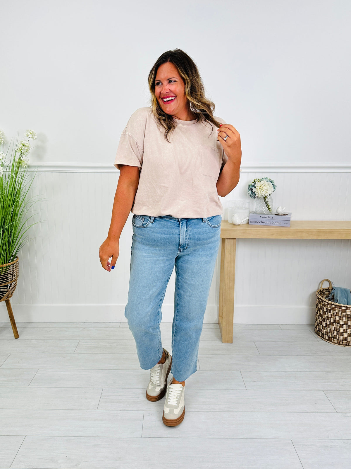 Feel Good Fit Ankle Straight Jeans