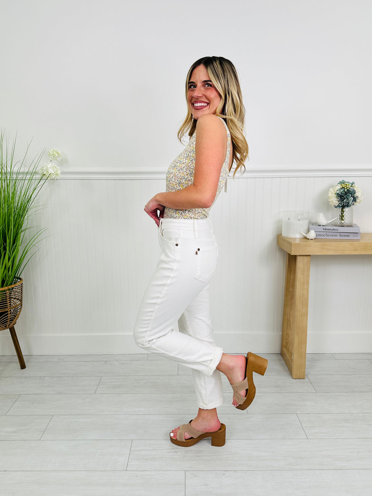 Perfect Match White Double Cuff Boyfriend Jeans in Reg/Curvy