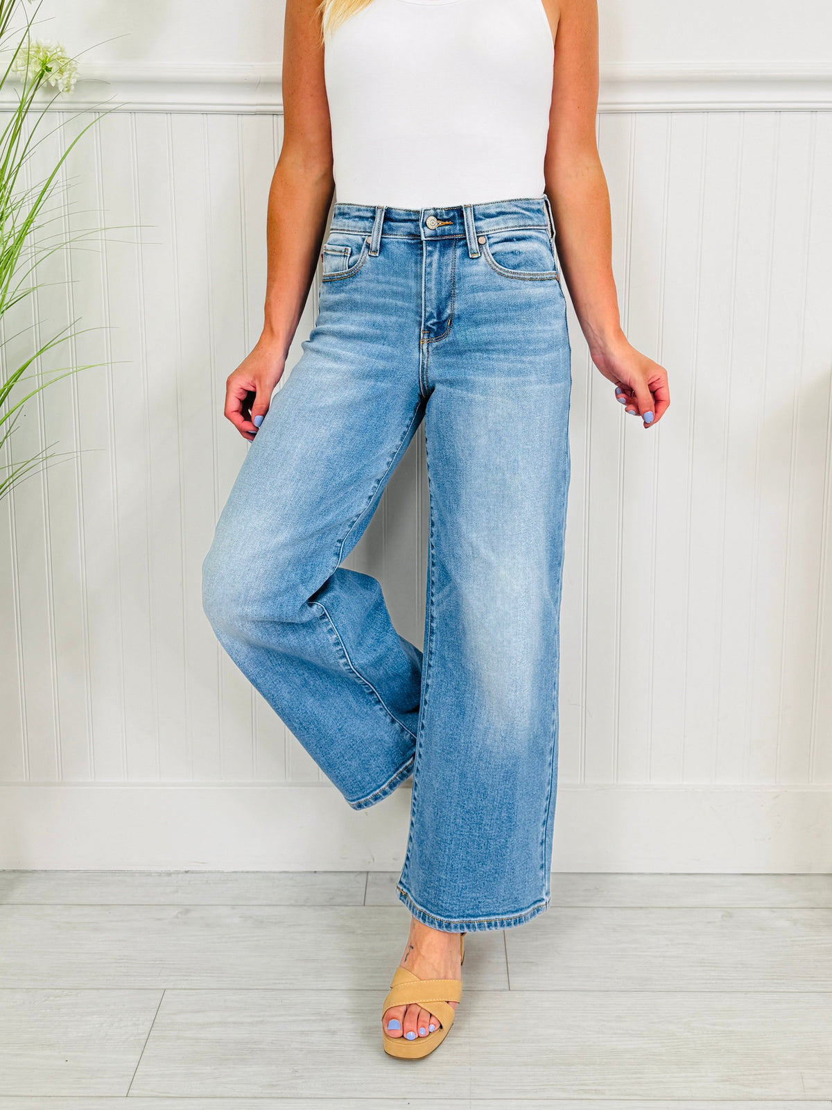 Keep It Simple Ankle Wide Jeans