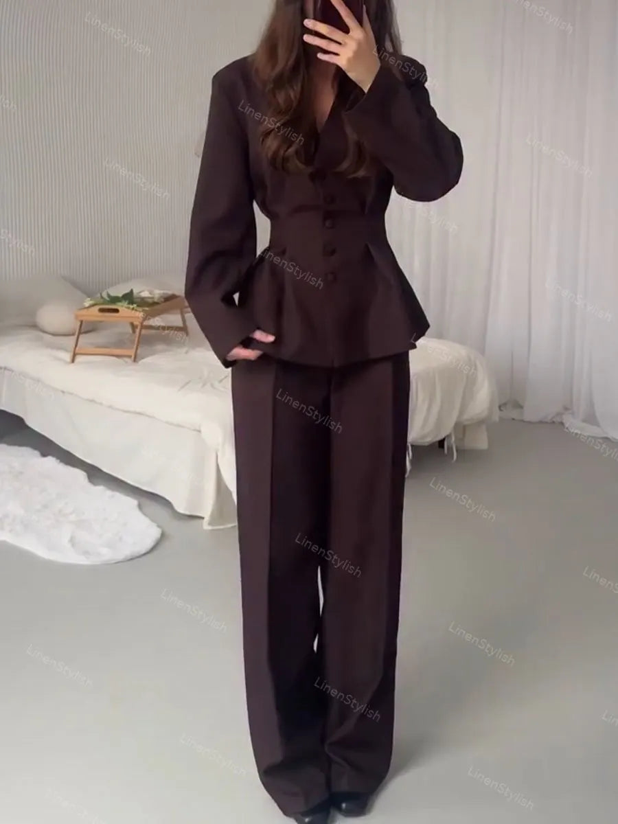 Coffee-colored V-neck fitted waist two-piece work suit
